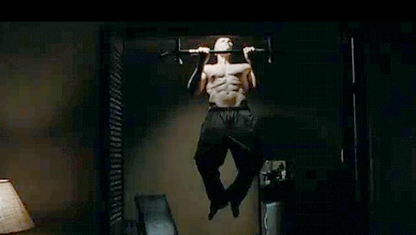 Ben-Affleck-shirtless-TheTown