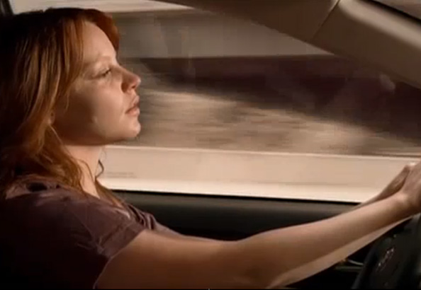 lauren-ambrose-six-feet-under-tv-season-5-season-finale-2005-photo-GC